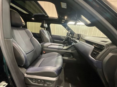 Used 2026 INFINITI QX80 4WD image 14