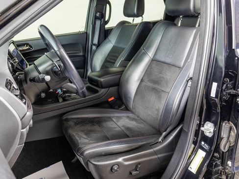 Used 2021 Dodge Durango R/T w/ Blacktop Package AWD/4WD image 24