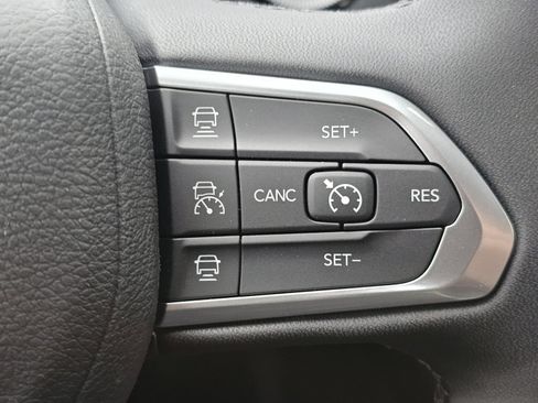 New 2026 Jeep Compass Limited image 16