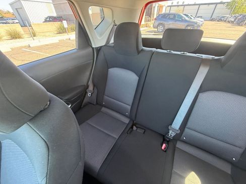 Used 2025 Kia Soul LX w/ LX Technology Package FWD image 39