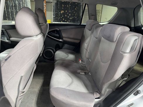 Used 2007 Toyota RAV4 image 16