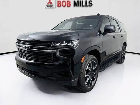 Used 2021 Chevrolet Tahoe RST w/ Luxury Package AWD/4WD image 3