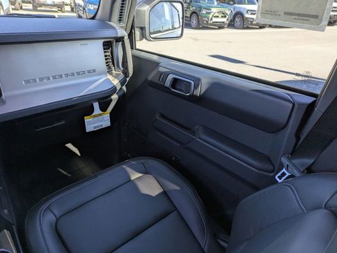 New 2025 Ford Bronco Outer Banks image 17