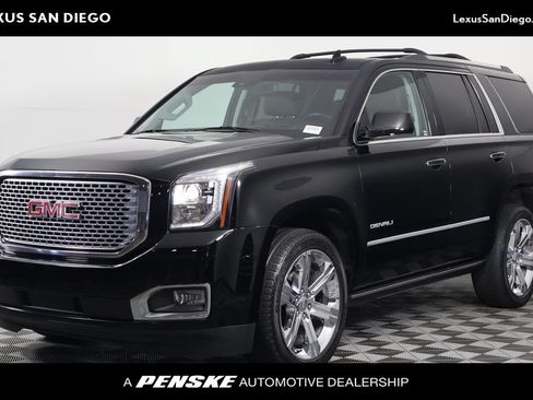 Used 2017 GMC Yukon Denali w/ Open Road Package AWD/4WD image 1