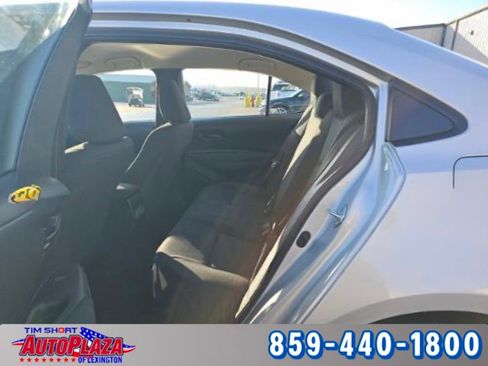 Used 2024 Toyota Corolla LE image 4