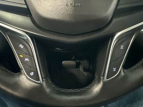 Used 2019 Cadillac XT5 Premium Luxury w/ Driver Assist Package AWD/4WD image 14