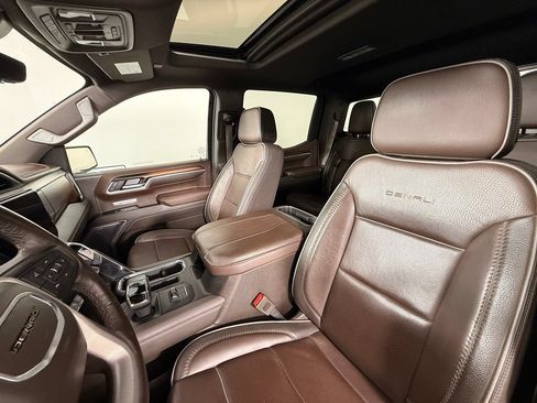 Used 2025 GMC Sierra 1500 Denali AWD/4WD image 48