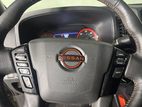 Used 2022 Nissan Frontier PRO-4X w/ Off-Road Protection Package AWD/4WD image 10