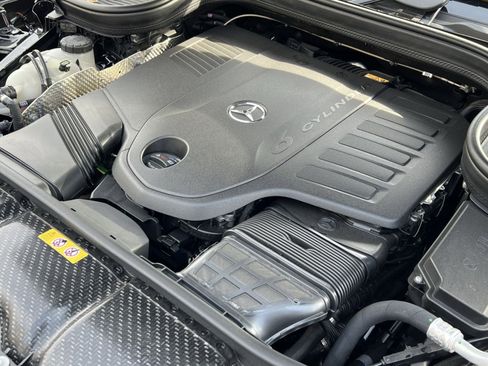 New 2026 Mercedes-Benz GLS 450 4MATIC image 28
