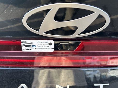 New 2026 Hyundai Elantra SEL Sport Premium FWD image 27