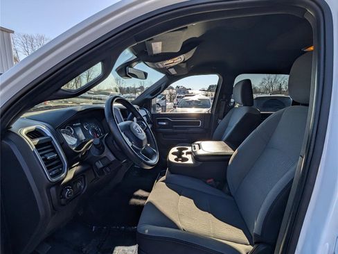 Used 2024 RAM 2500 Big Horn image 15