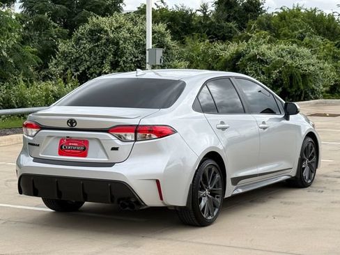 Used 2025 Toyota Corolla SE FWD image 4