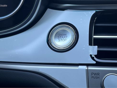 New 2026 Genesis G70 2.5T Prestige image 7