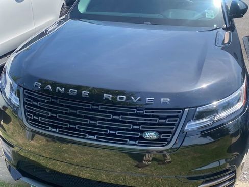 Used 2025 Land Rover Range Rover Velar Dynamic SE image 2