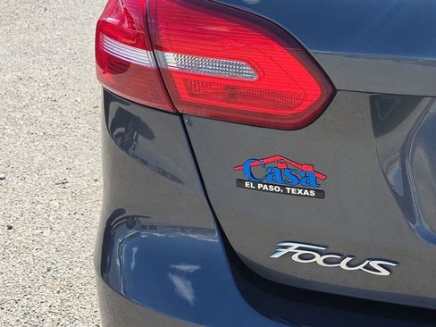 Used 2017 Ford Focus SE FWD image 10