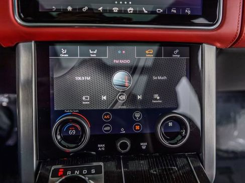 Used 2018 Land Rover Range Rover Long Wheelbase Autobiography image 26