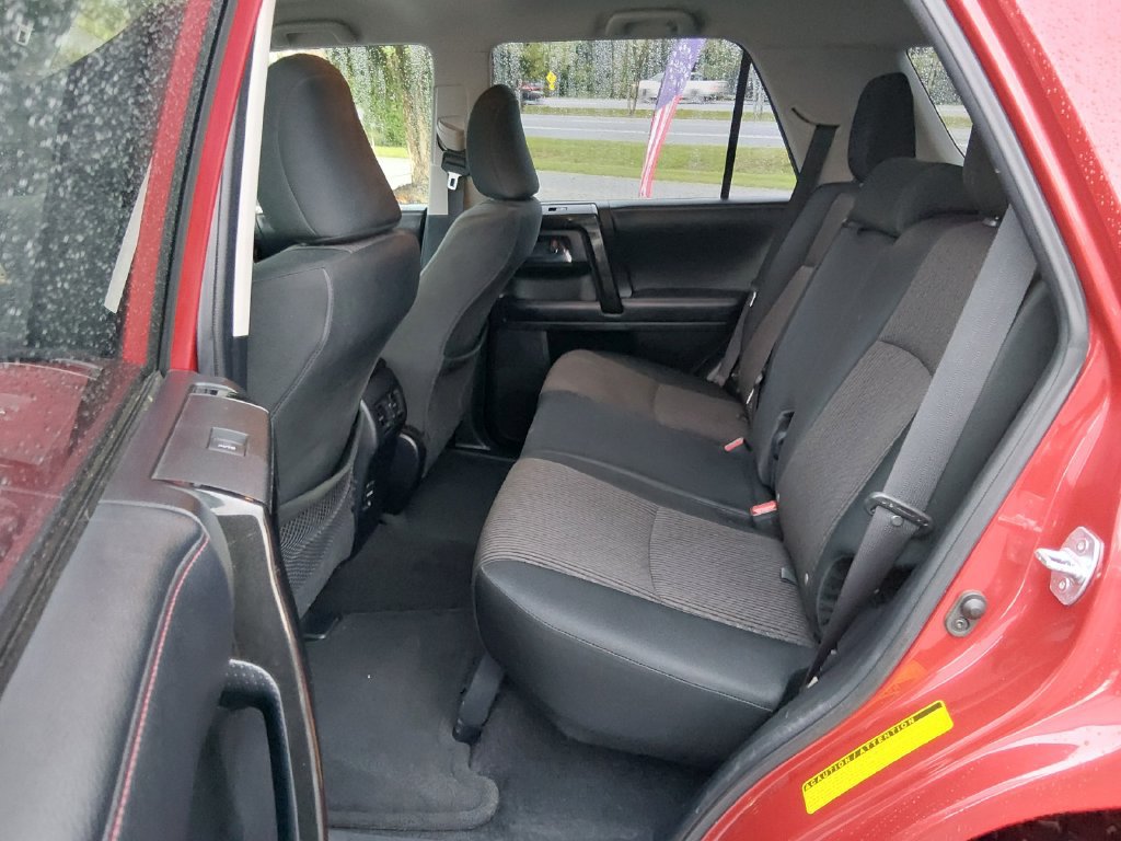 Used 2019 Toyota 4Runner TRD Off-Road AWD/4WD image 14
