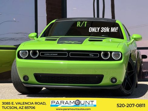 Used 2015 Dodge Challenger R/T w/ Quick Order Package 22B R/T RWD image 1