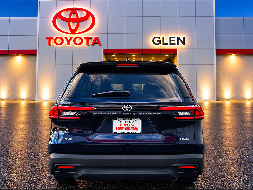 Certified 2024 Toyota Grand Highlander AWD image 6
