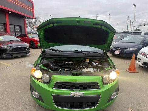 Used 2014 Chevrolet Sonic LT w/ LT Spring Promotional Package FWD image 7