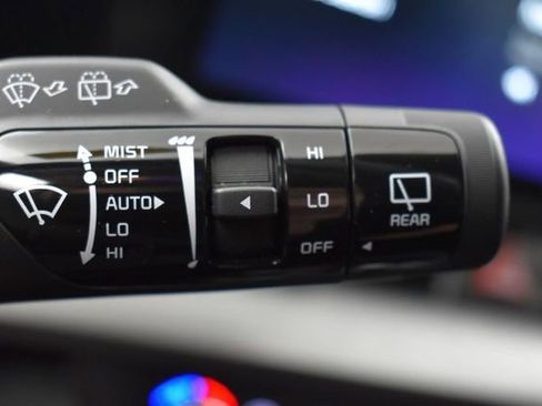 Used 2025 Kia Sportage EX FWD image 28