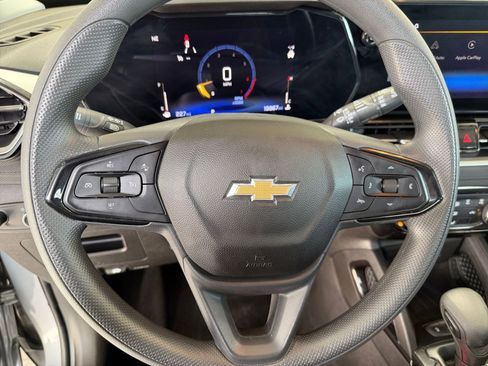 Used 2025 Chevrolet TrailBlazer LT image 25