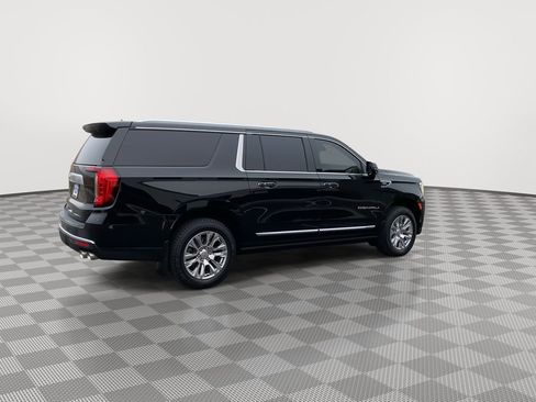 Used 2022 GMC Yukon XL Denali image 7
