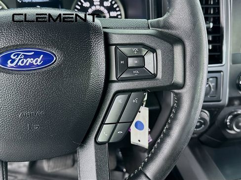 Used 2019 Ford F150 XLT w/ Equipment Group 302A Luxury AWD/4WD image 17
