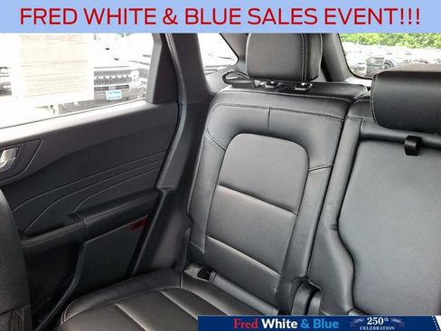 Certified 2022 Ford Escape SEL FWD image 18