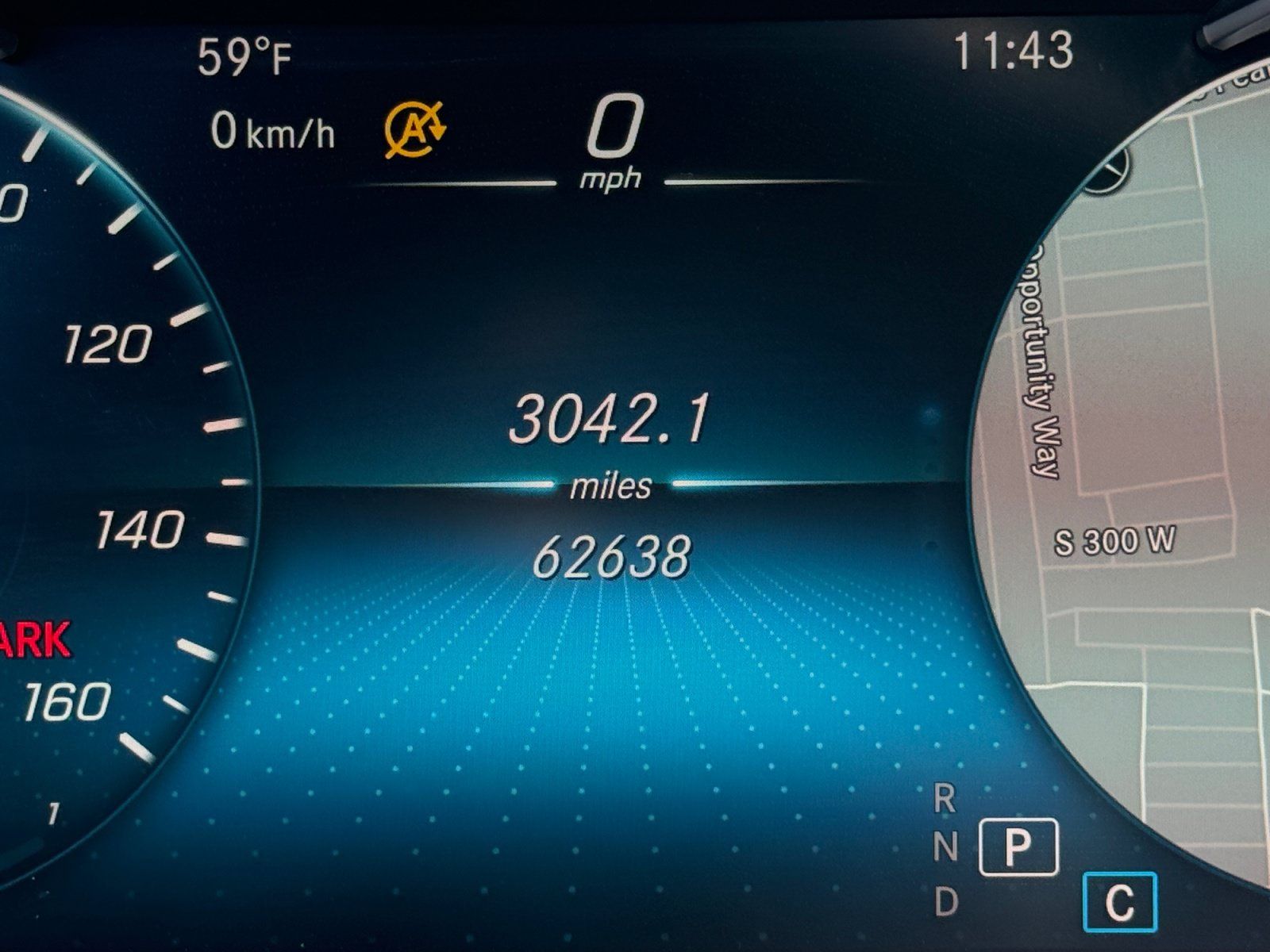 Used 2021 Mercedes-Benz GLC 300 4MATIC image 11