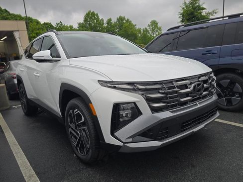 New 2026 Hyundai Tucson Limited AWD/4WD image 1