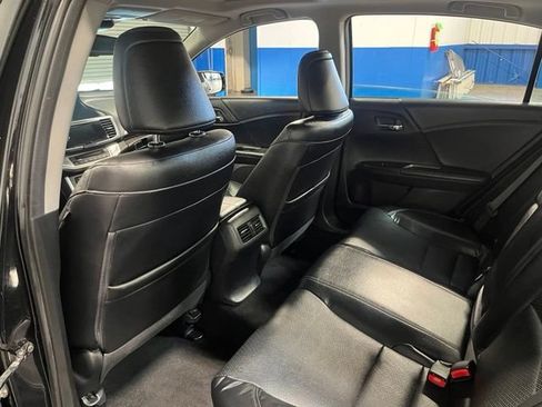Used 2015 Honda Accord EX-L image 17