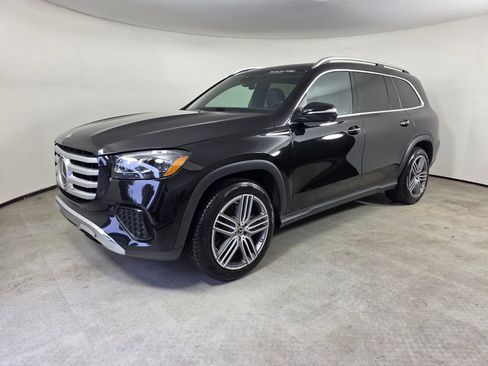 Certified 2024 Mercedes-Benz GLS 450 4MATIC image 8