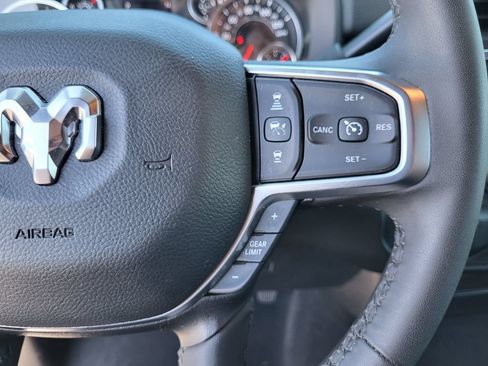 Used 2026 RAM 2500 Big Horn AWD/4WD image 31