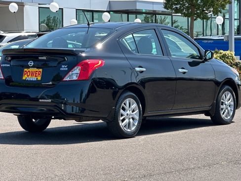 Used 2019 Nissan Versa SV w/ SV Special Edition Package FWD image 4