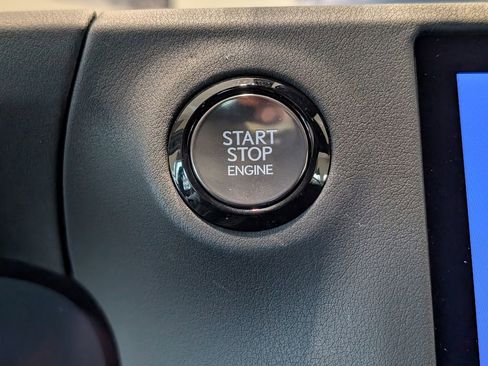 Used 2024 Lexus GX 550 w/ Accessory Package (2T) image 21