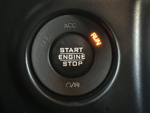 Used 2019 Jeep Wrangler Unlimited Rubicon AWD/4WD image 24