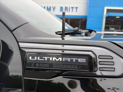 Used 2024 GMC Sierra 2500 Denali Ultimate w/ Max Trailering Package AWD/4WD image 6