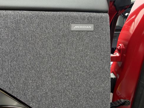 Used 2024 Land Rover Range Rover Sport SE image 32