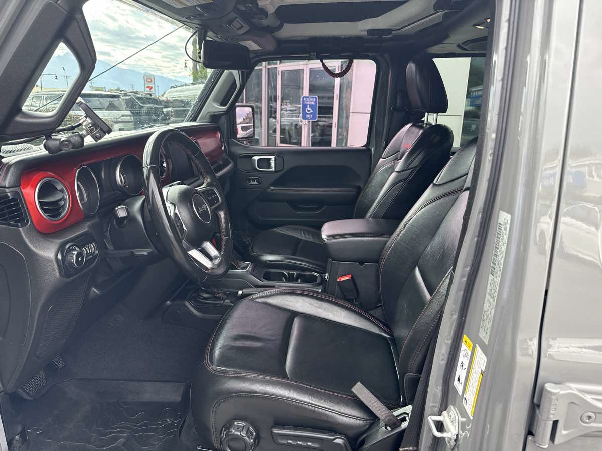 Used 2019 Jeep Wrangler Unlimited Rubicon AWD/4WD image 13