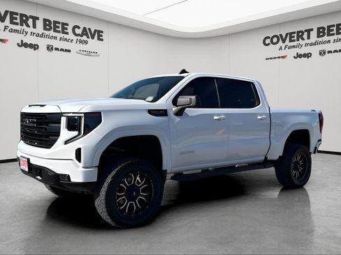 Used 2024 GMC Sierra 1500 Elevation w/ LPO, Elevation Black Package image 3