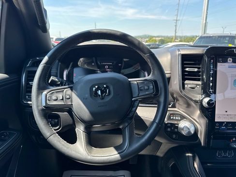 Used 2023 RAM 1500 Limited AWD/4WD image 19