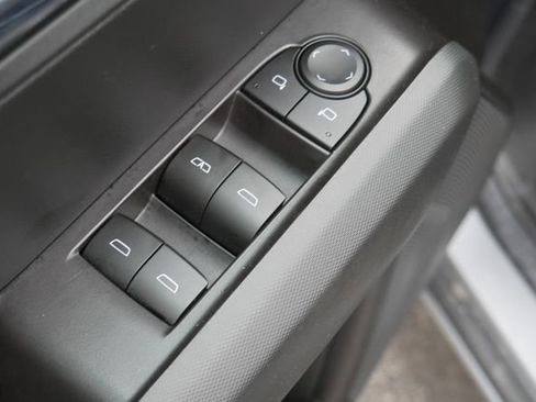 Used 2023 Chevrolet Colorado LT w/ LT Convenience Package image 14