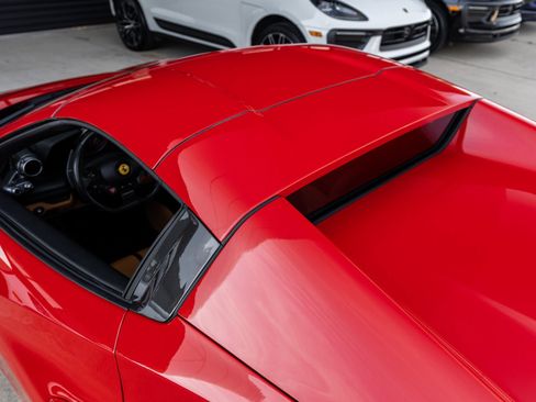 Used 2021 Ferrari F8 Tributo image 25