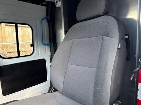 Used 2024 RAM ProMaster 3500 w/ Delivery Van Package FWD image 14