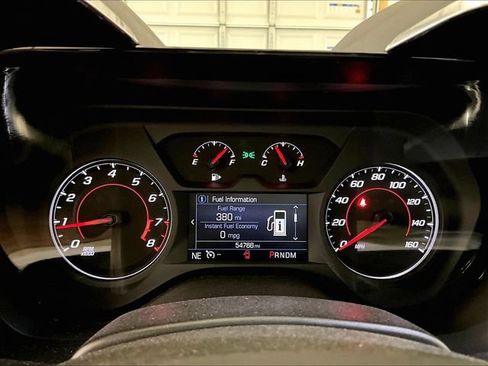 Used 2022 Chevrolet Camaro LT RWD image 19