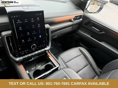 Used 2025 GMC Yukon XL Denali w/ Sun & Power Step Package AWD/4WD image 25