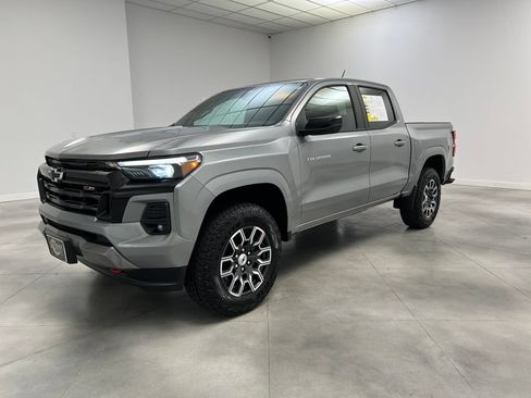 Used 2026 Chevrolet Colorado Z71 AWD/4WD image 4