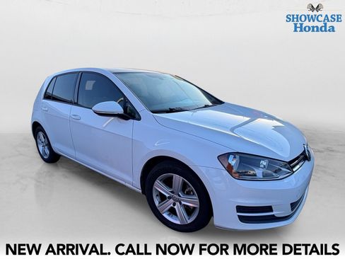 Used 2017 Volkswagen Golf Wolfsburg Edition FWD image 6