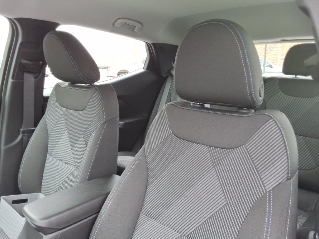 New 2027 Chevrolet Bolt LT w/ Comfort Package FWD image 21